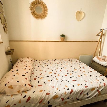 New! Cosy T2 Au Coeur De La Ville - Climatisation - Coin Terrasse آيكس أومبروفينس المظهر الخارجي الصورة